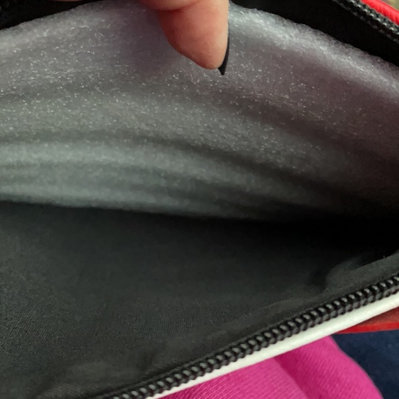 NWT HELLO KITTY WRISTLET - Picture 7 of 7